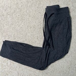 Lululemon Ready to Rulu Joggers Cropped